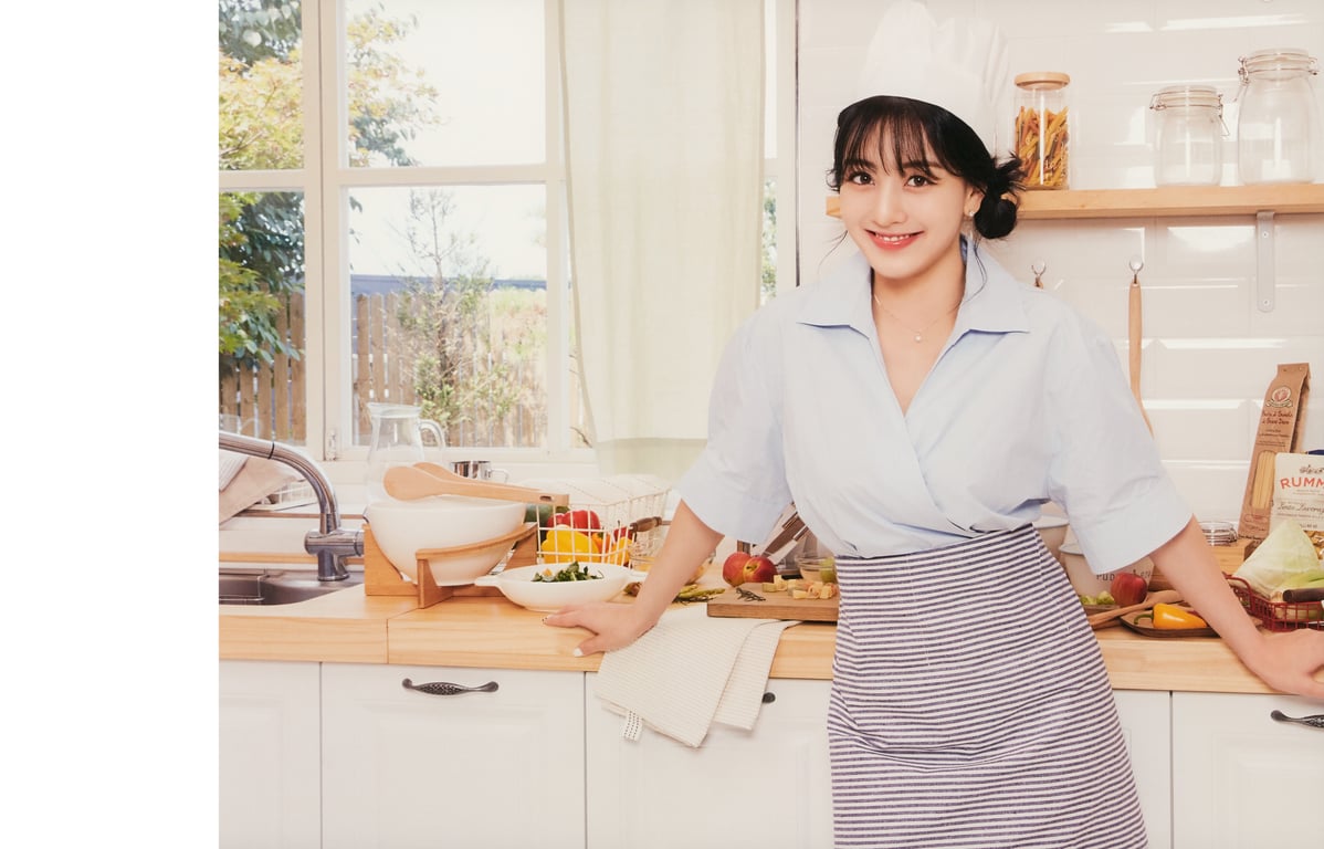 图片[47]-2021.11 TWICE 6th Anniversary 'Happy TWICE & ONCE day!' AR 写真集 - 在线免费观看-阅图吧