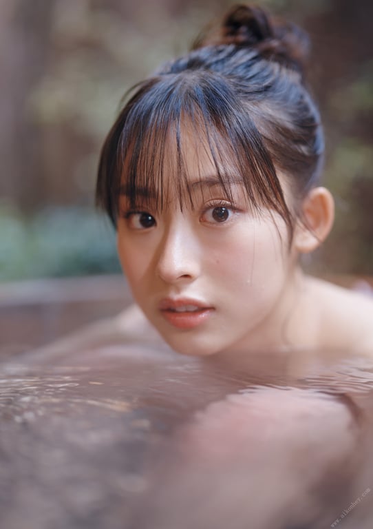 图片[16]-#Ayaka Imoto 井本彩花 1st Photobook – Aoharu 青春。 (2022-03-23) - 全本免费在线观看-阅图吧