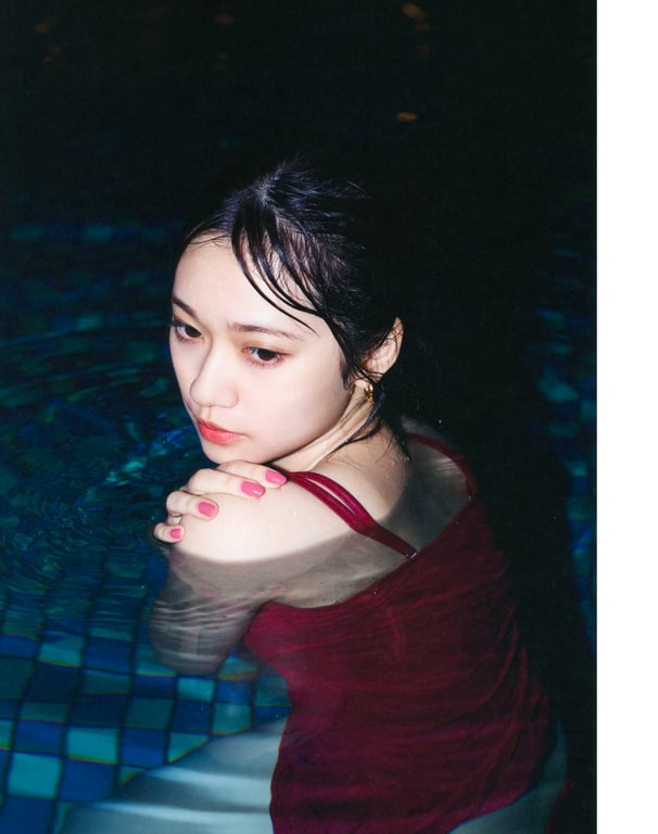 图片[81]-2021.11.09 乃木坂46 寺田兰世 1st 写真集 为何，总是无法忘怀 - 在线免费观看-阅图吧