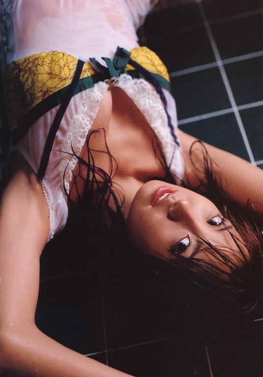 图片[32]-#Azusa Yamamoto 山本梓 – Azu Mark 梓印 (2004-12-25) - 全本免费在线观看-阅图吧