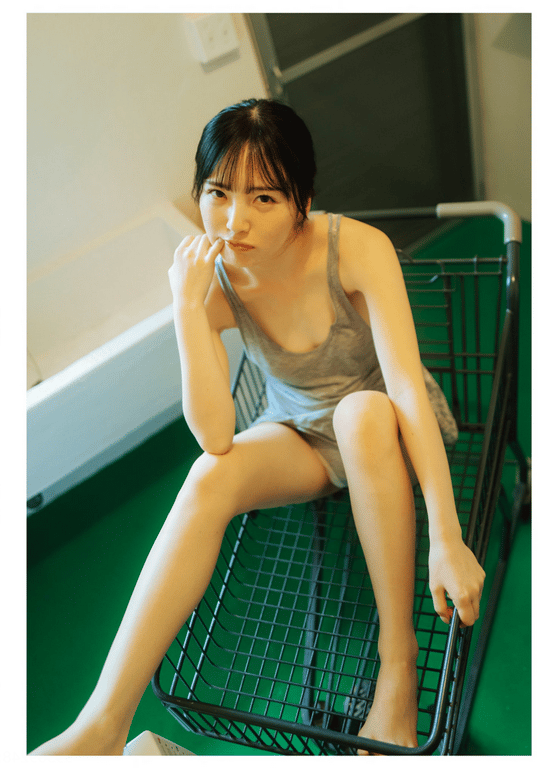 图片[44]-2024.08.28 由良yura 1st写真集 心动yura！ - 在线免费观看-阅图吧