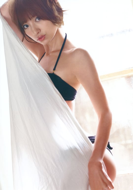 图片[77]-#Mariko Shinoda 篠田麻里子 – Memories (2016-04-21) - 全本免费在线观看-阅图吧