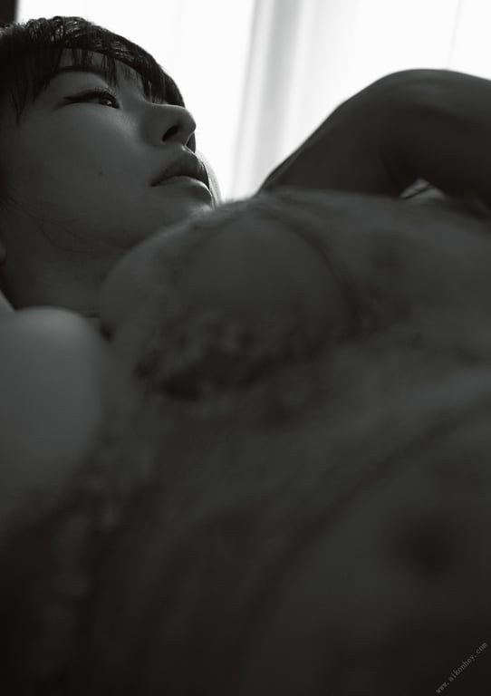 图片[2]-#【特典画像43张附】步利惠子 1st写真集数字完全版 SPHERE - 全本免费在线观看-阅图吧