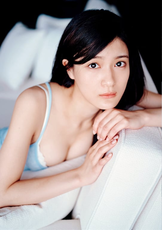 图片[55]-2021.11.04 织田奈那 首本写真集 无赖派的纯情 - 在线免费观看-阅图吧