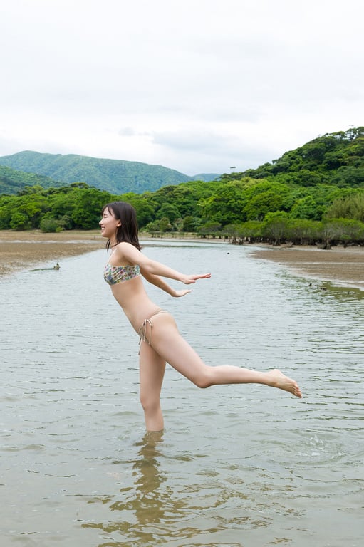 图片[35]-2022.07.14 【数字限定】志田音音首本写真集另一版本『nene－完全旅行－』 - 在线免费观看-阅图吧