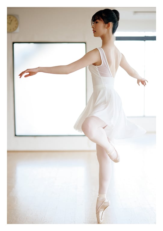 图片[88]-#Ayaka Imoto 井本彩花 1st Photobook – Aoharu 青春。 (2022-03-23) - 全本免费在线观看-阅图吧