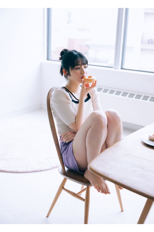 图片[20]-Suzuka Chinzei 镇西寿寿歌 - WHITE graph (2023-07-28) - 在线免费观看-阅图吧