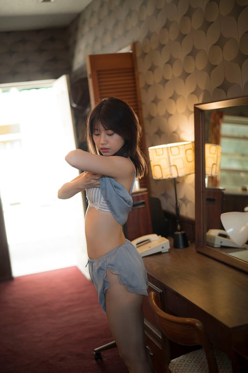 图片[7]-白石麻友美 グラビアちゃんはバズりたい３ ヤンマガデジタル写真集 - 在线免费观看-阅图吧