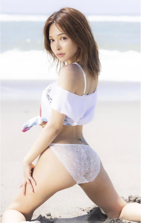 图片[4]-#[Darea Photobook] Emiri Fukui 福井惠美里 – Rolling Beach - 全本免费在线观看-阅图吧