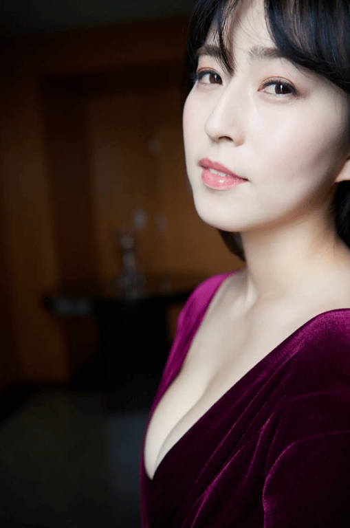 图片[25]-#薄井盐里「不穿内裤的女播音员ｖｏｌ．１」 ＦＲＩＤＡＹデジタル写真集 - 全本免费在线观看-阅图吧