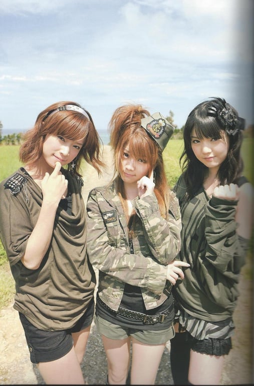 图片[64]-#モーニング娘。亀井絵里・道重さゆみ・田中れいな 写真集 亀井絵里 卒業記念 ハロハロ！Memories - 全本免费在线观看-阅图吧