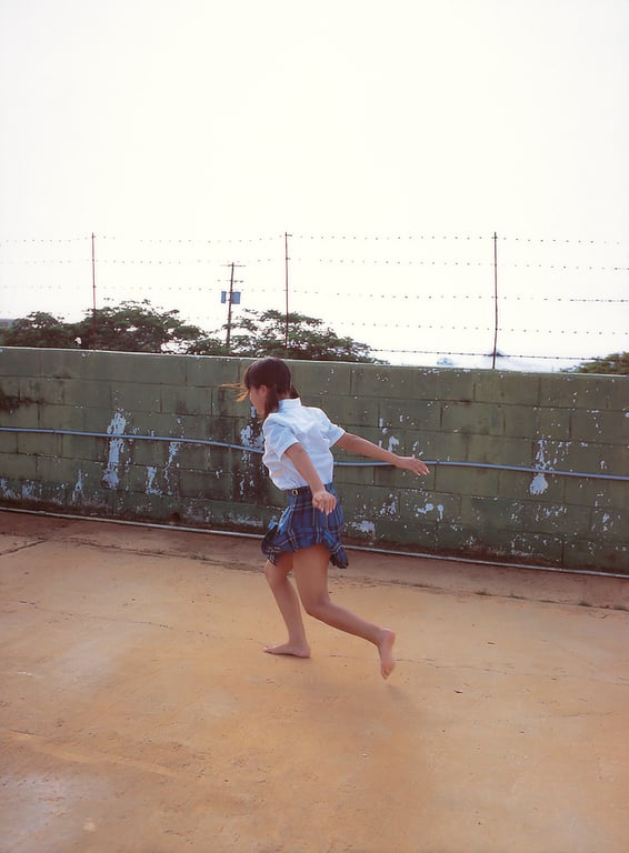 图片[13]-#Hitomi Ito 伊藤瞳 – 「eye love -15岁的秘密。-」(20030310) - 全本免费在线观看-阅图吧