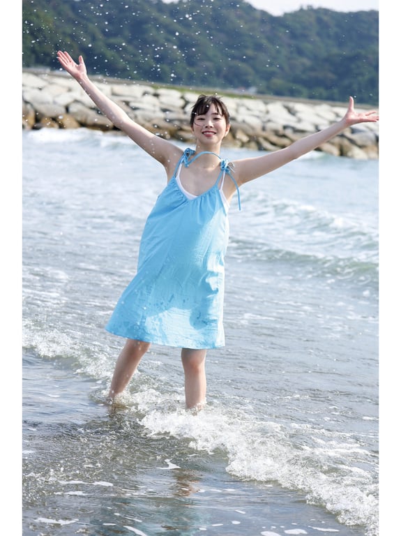 图片[6]-Kozue Minami 南小梢 - Sound of waves 波音 (2022-09-09) - 在线免费观看-阅图吧