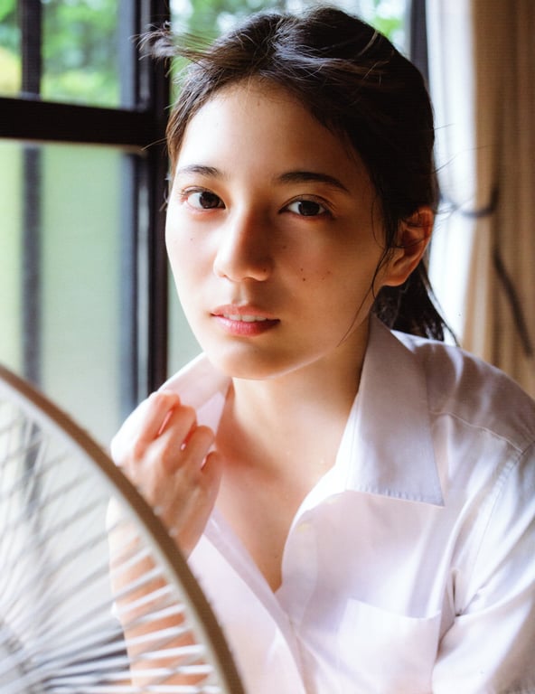 图片[109]-Nao Kosaka 小坂菜绪 1st Photobook - Who are you 你是谁 (2021-06-29) (Canon scan) - 在线免费观看-阅图吧