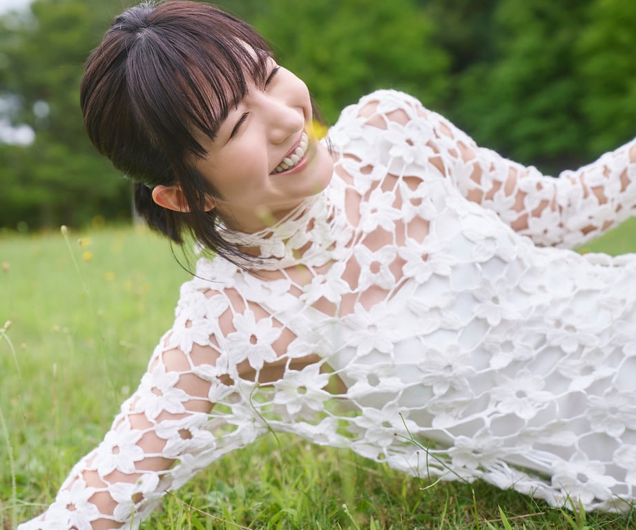 2024.10.07 【大増量】土生瑞穂写真集「New World」 (週刊プレイボーイ PHOTO BOOK)-阅图吧