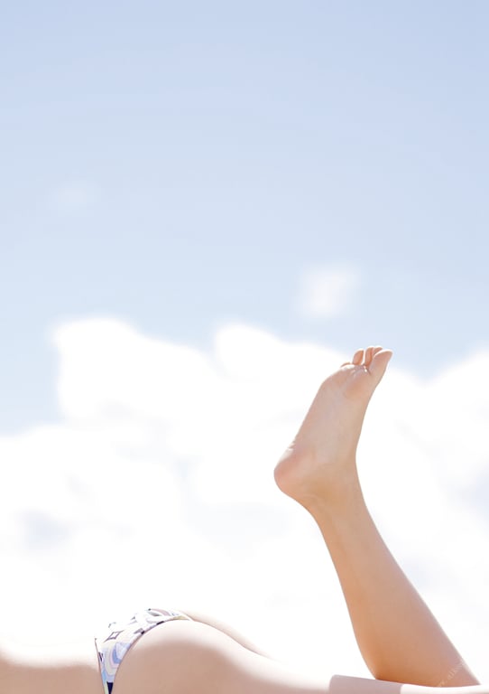 京佳ラスト写真集『ＦＲＯＮＴＥＲＡ』 (2022-03-04)-阅图吧