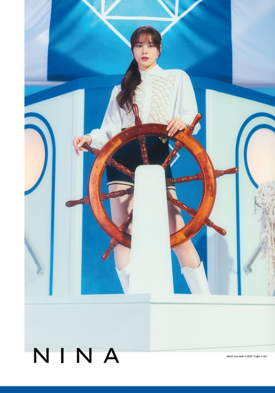 图片[19]-2022.07 NiziU Live with U 2022 “Light it Up” 宣传册 - 在线免费观看-阅图吧