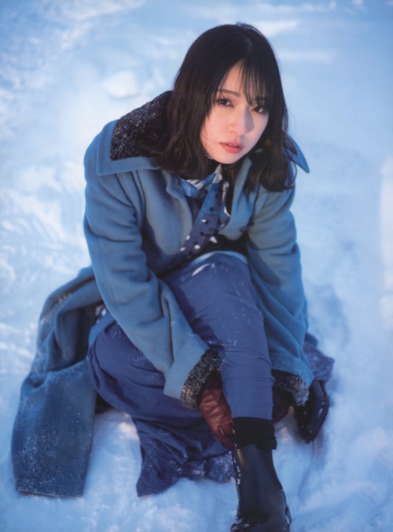 图片[30]-Miku Kanemura 金村美玖 – 1st Photobook Compass 罗针盘 (2022-12-20) - 阅图吧-阅图吧