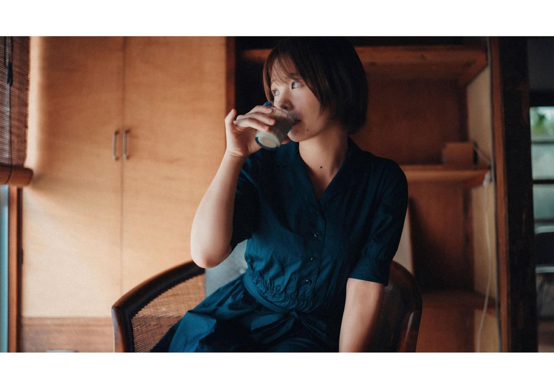 图片[195]-Mana 真奈 blue. ~ Mana Portrait Album ~ (Wunder_Publishing_House.) - 在线免费观看-阅图吧