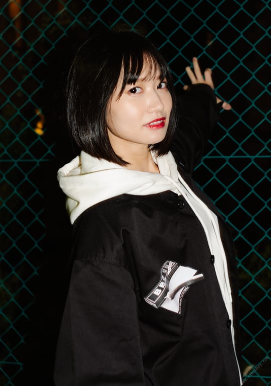 图片[18]-#NEWLOOK【girl meets street】伊贺真子 - 在线免费观看-阅图吧