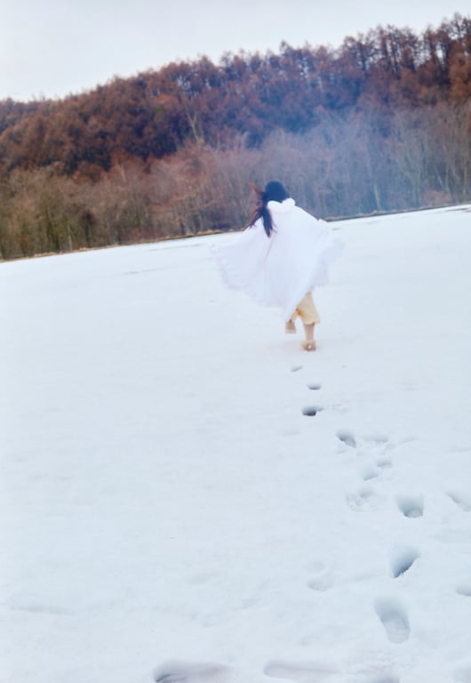 图片[18]-2024.10.07 (22∕7) 麻丘真央 1st写真集 『 光之镜 』 - 在线免费观看-阅图吧