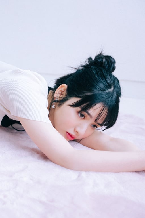 图片[30]-Suzuka Chinzei 镇西寿寿歌 - WHITE graph (2023-07-28) - 在线免费观看-阅图吧