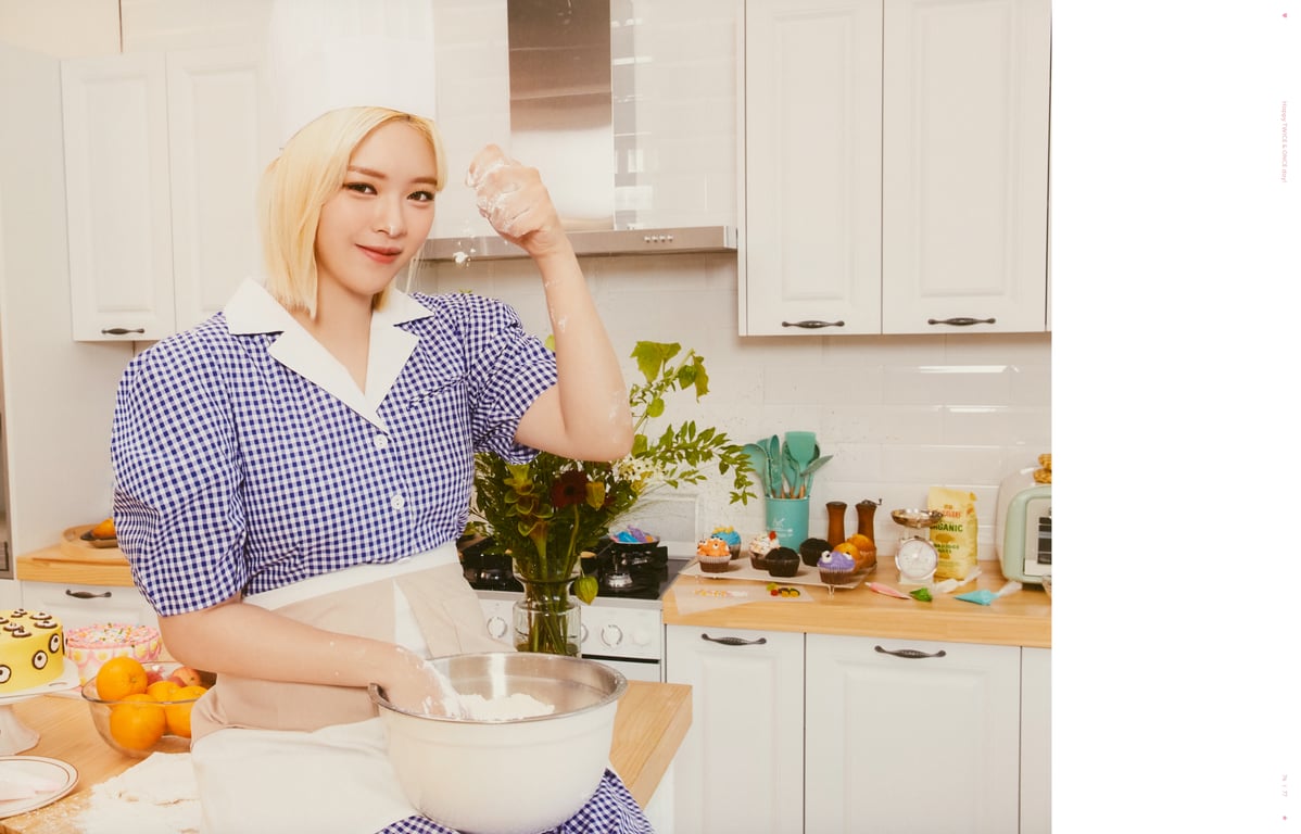 图片[67]-2021.11 TWICE 6th Anniversary 'Happy TWICE & ONCE day!' AR 写真集 - 在线免费观看-阅图吧