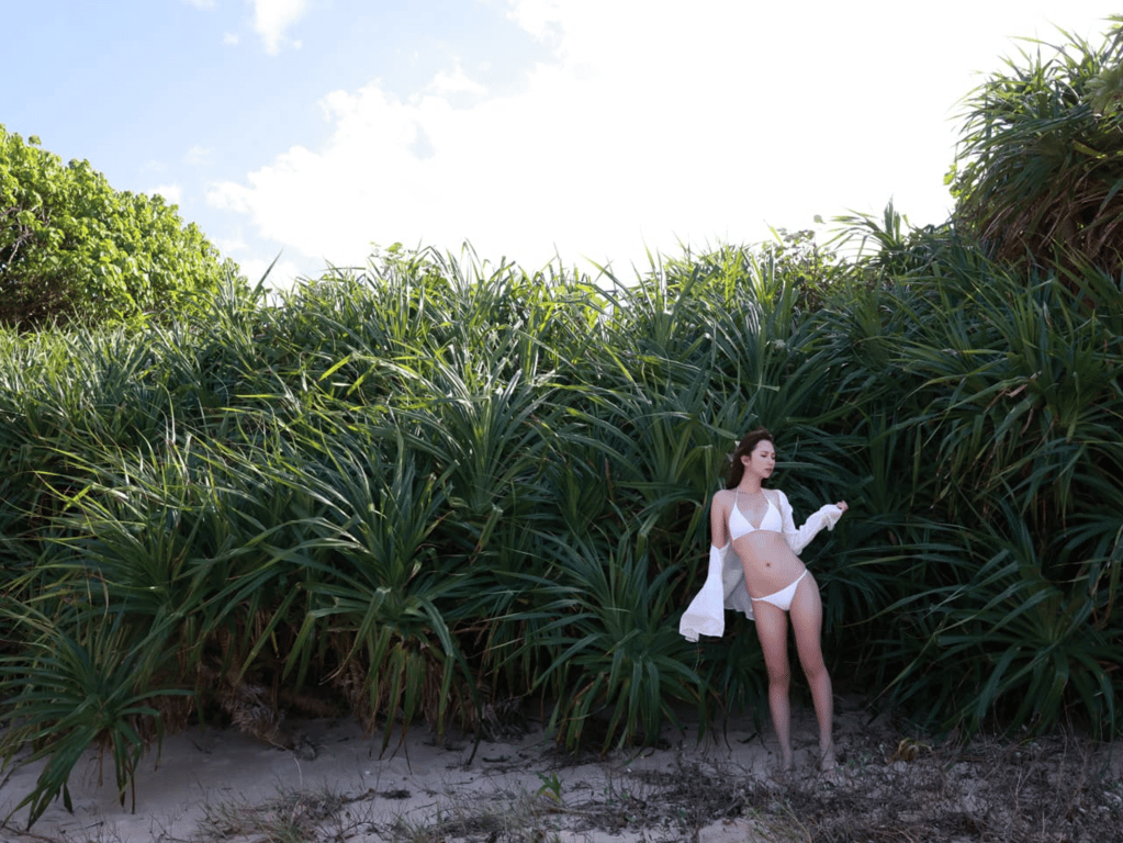 图片[15]-#街山美穗 Ｅｄｅｎ 全未公开特别版 ｖｏｌ．１ ＦＲＩＤＡＹ数字写真集 (20张) Not Complete - 全本免费在线观看-阅图吧