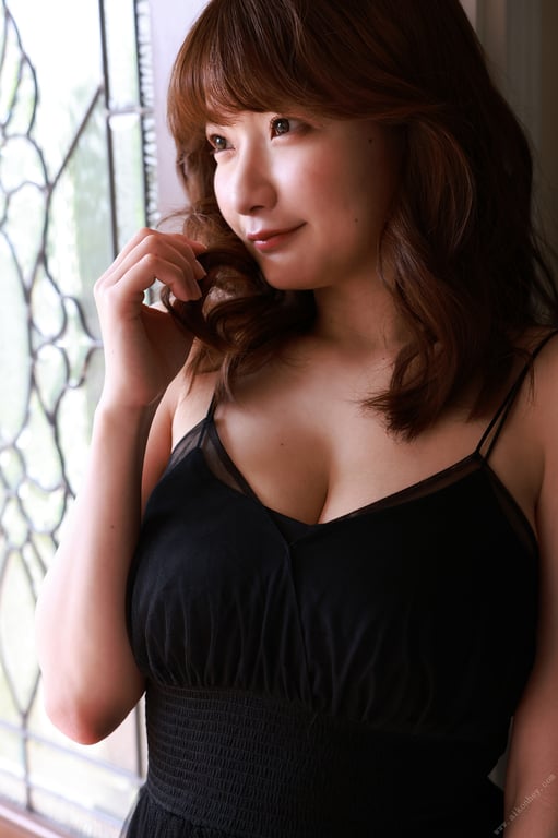 图片[4]-#8woman Next Stage 鹫尾芽衣×桃尻要×八蜜凛 side car 周刊POST数码写真集 - 全本免费在线观看-阅图吧