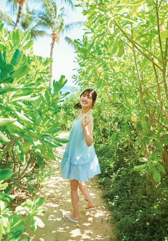 图片[21]-2024.12.17 佐佐木美玲1st写真集「阳光洒落的游行」 - 在线免费观看-阅图吧