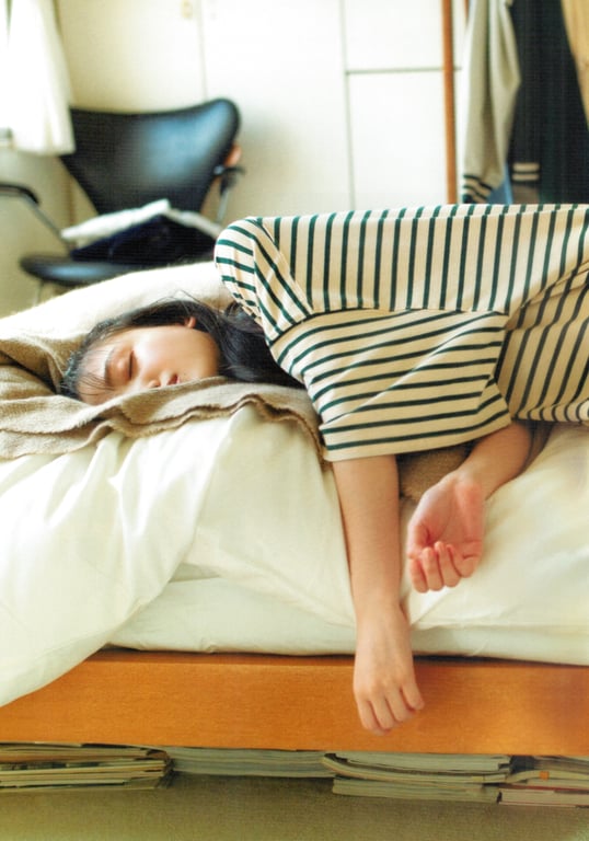 图片[93]-Shiori Kubo 久保史绪里 - 1st Photobook Intersection 交差点 (HQ Scan) - 在线免费观看-阅图吧