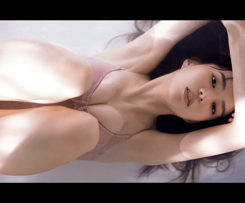 图片[9]-[FRIDAY] 2022.06.09 松平璃子 诱惑的美胸 - 在线免费观看-阅图吧