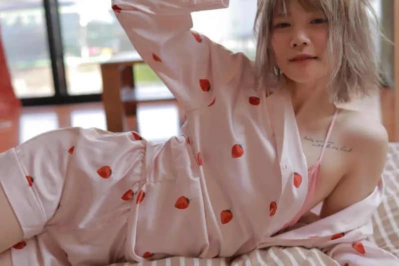 图片[112]-みする 1st写真集「两人在家做美好的事」 - 在线免费观看-阅图吧