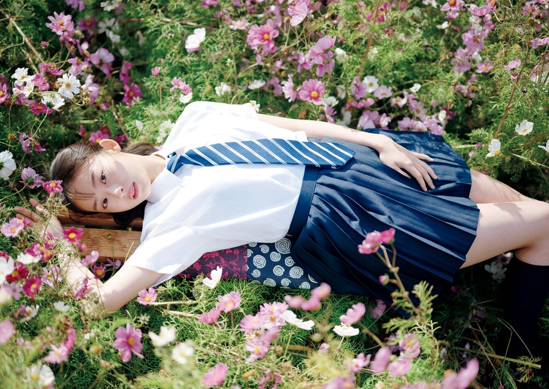 图片[70]-#Ayaka Imoto 井本彩花 1st Photobook – Aoharu 青春。 (2022-03-23) - 全本免费在线观看-阅图吧