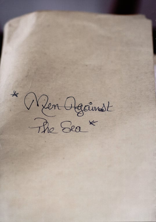 图片[3]-Ayane Suzuki 鈴木絢音 - 1st Photobook The angle of the light 光之角度 (2020-11-10) - 在线免费观看-阅图吧