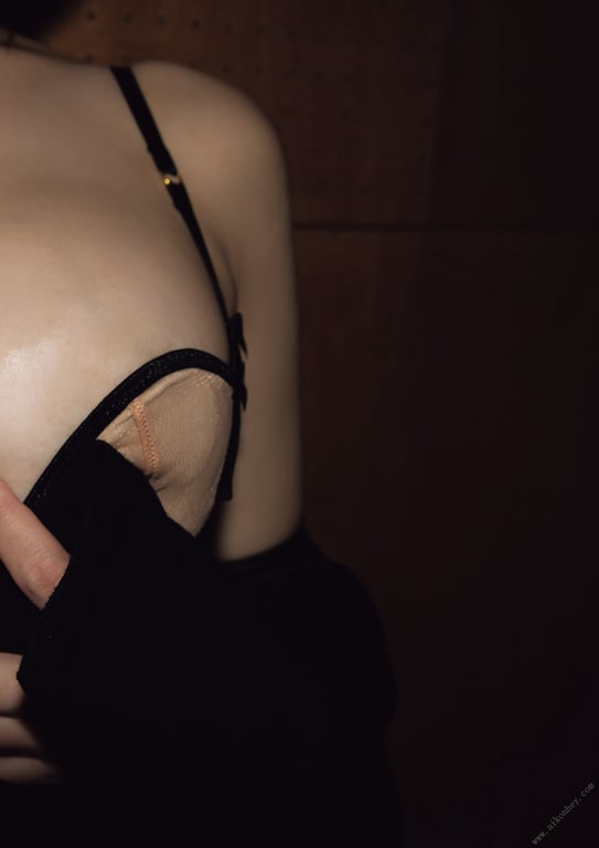 图片[11]-2024.10.30 小日向结衣第二写真集 スーパーエロチカ２ - 在线免费观看-阅图吧