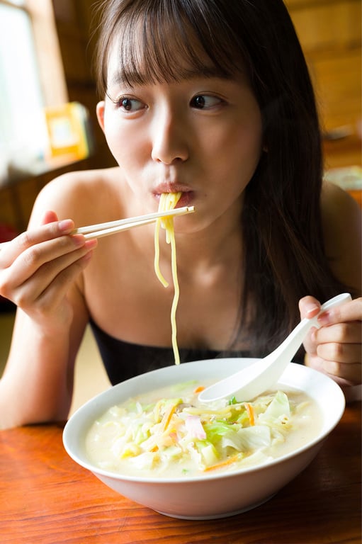 图片[30]-2022.07.14 【数字限定】志田音音首本写真集另一版本『nene－完全旅行－』 - 在线免费观看-阅图吧