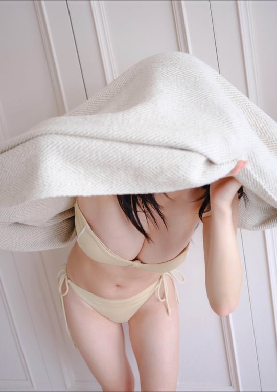 图片[15]-岸美优「才不小呢。」 DOLCEデジタル写真集 - 在线免费观看-阅图吧