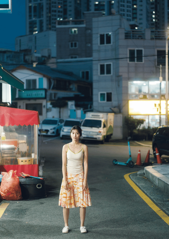 图片[87]-2024.12.19 山下Emily 1st写真集「SHY」 - 在线免费观看-阅图吧