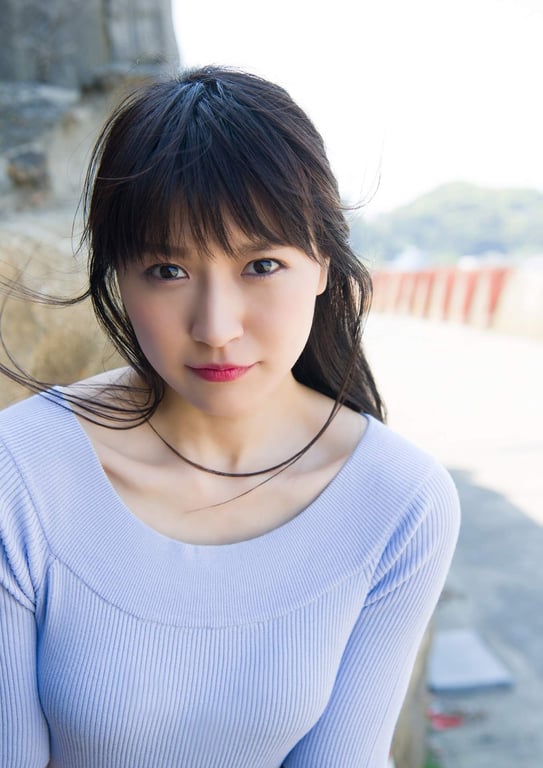 【数字限定 YJ PHOTO BOOK】爱美写真集「无法离开…」()-阅图吧