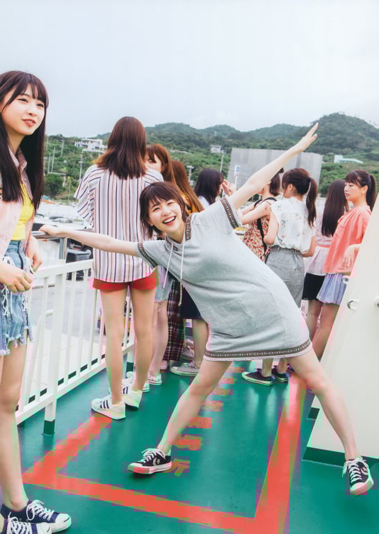 图片[11]-Hinatazaka46 1st Photobook – 立候补 - 在线免费观看-阅图吧