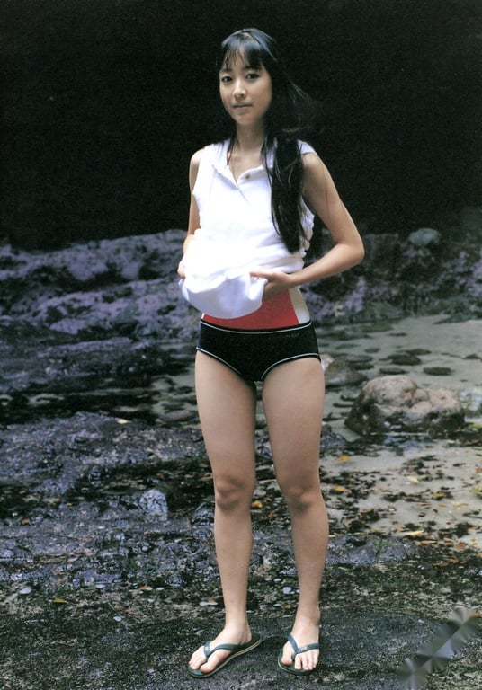 图片[87]-#Tomoka Kurokawa 黑川智花 – 15-year-old trajectory 15岁的轨迹 (2005-04-10) - 全本免费在线观看-阅图吧