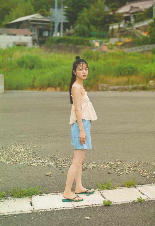 图片[109]-Shiori Kubo 久保史绪里 - 1st Photobook Intersection 交差点(23-07-11) - 在线免费观看-阅图吧