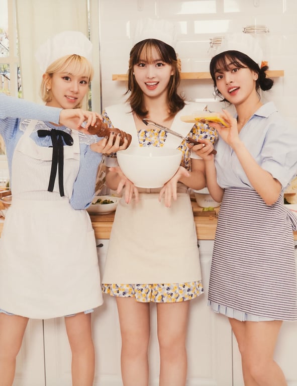 图片[35]-2021.11 TWICE 6th Anniversary 'Happy TWICE & ONCE day!' AR 写真集 - 在线免费观看-阅图吧