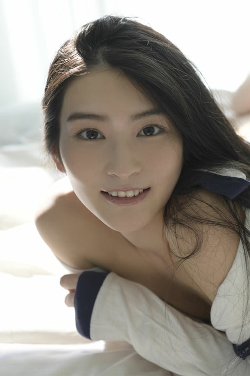 图片[4]-#本庄铃「二人独处官能之旅」ＦＲＩＤＡＹデジタル写真集 - 全本免费在线观看-阅图吧