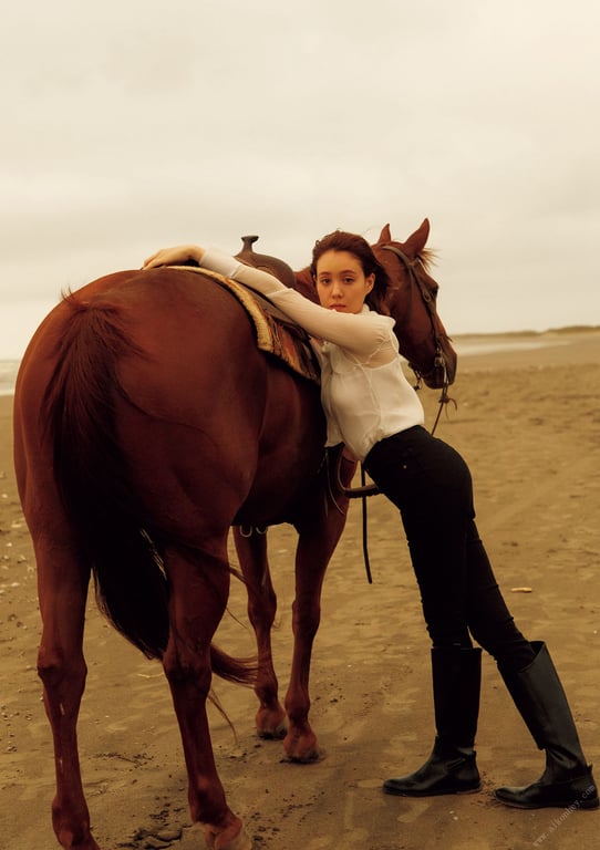 图片[35]-#Reina Triendl 特林德尔玲奈 – Ambiguous 暧昧 (2022-01-23) - 全本免费在线观看-阅图吧