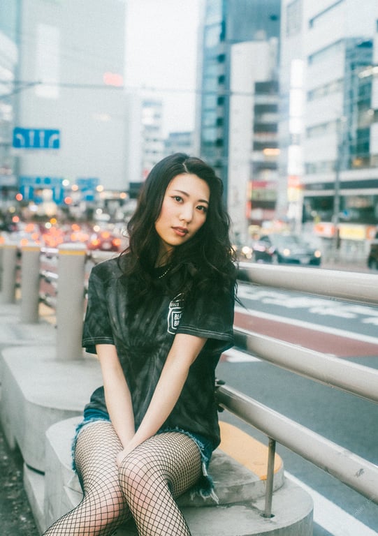 图片[5]-#NEWLOOK【girl meets street】山岸逢花 - 在线免费观看-阅图吧