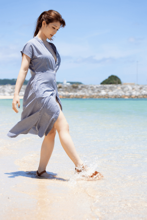 图片[8]-Minaho Ariga 有贺美奈穗 - Gravure Photobook CRAZY SUMMER (2021-08-13) - 在线免费观看-阅图吧