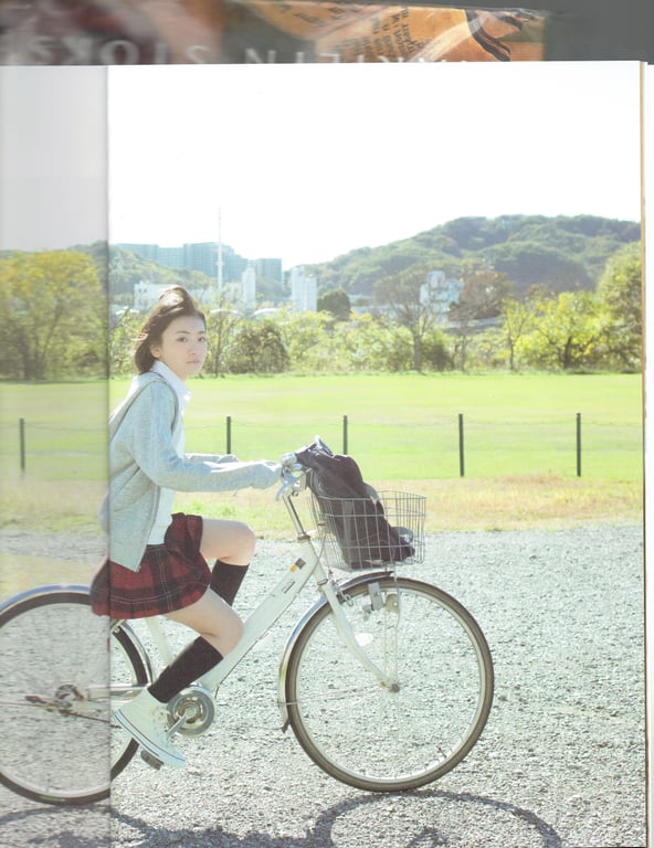 青山裕企 Photobook 26sets\【青山裕企】你的足迹 生驹里奈-阅图吧