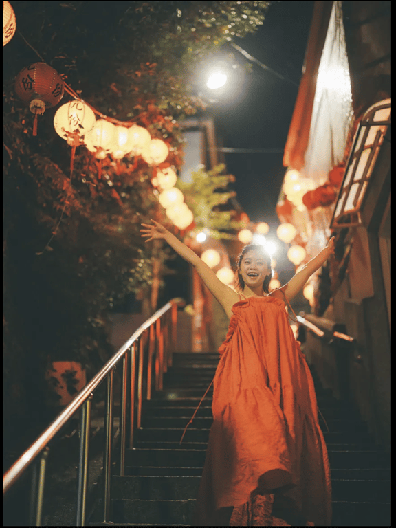 图片[11]-吉柳咲良 - 樱花的季节 (Friday Gold) - 在线免费观看-阅图吧